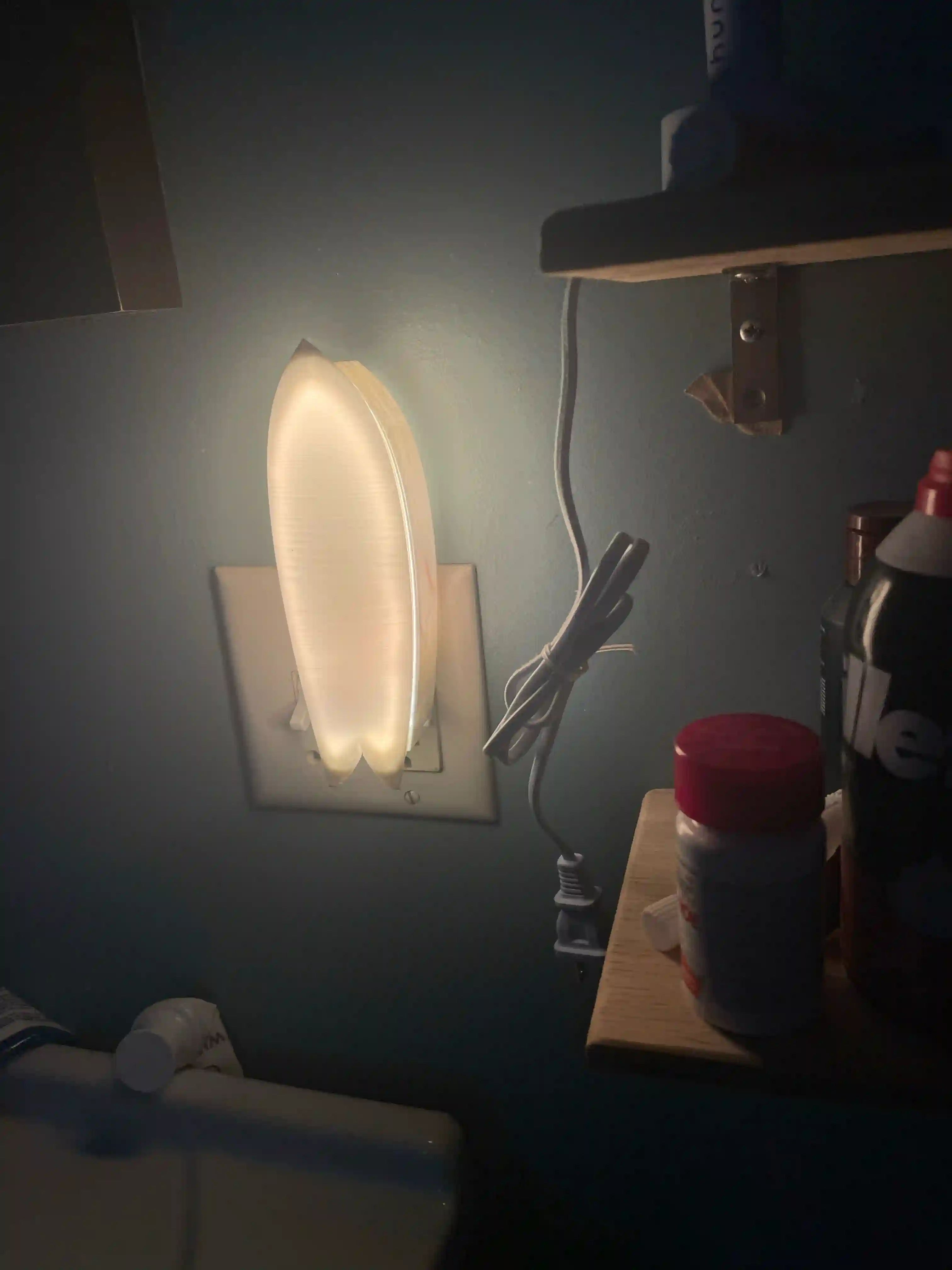 Surfboard Nightlight - Image 11